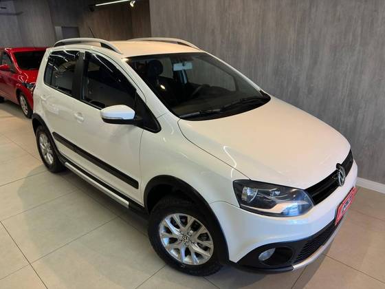 VOLKSWAGEN CROSSFOX 1.6 MI FLEX 8V 4P MANUAL